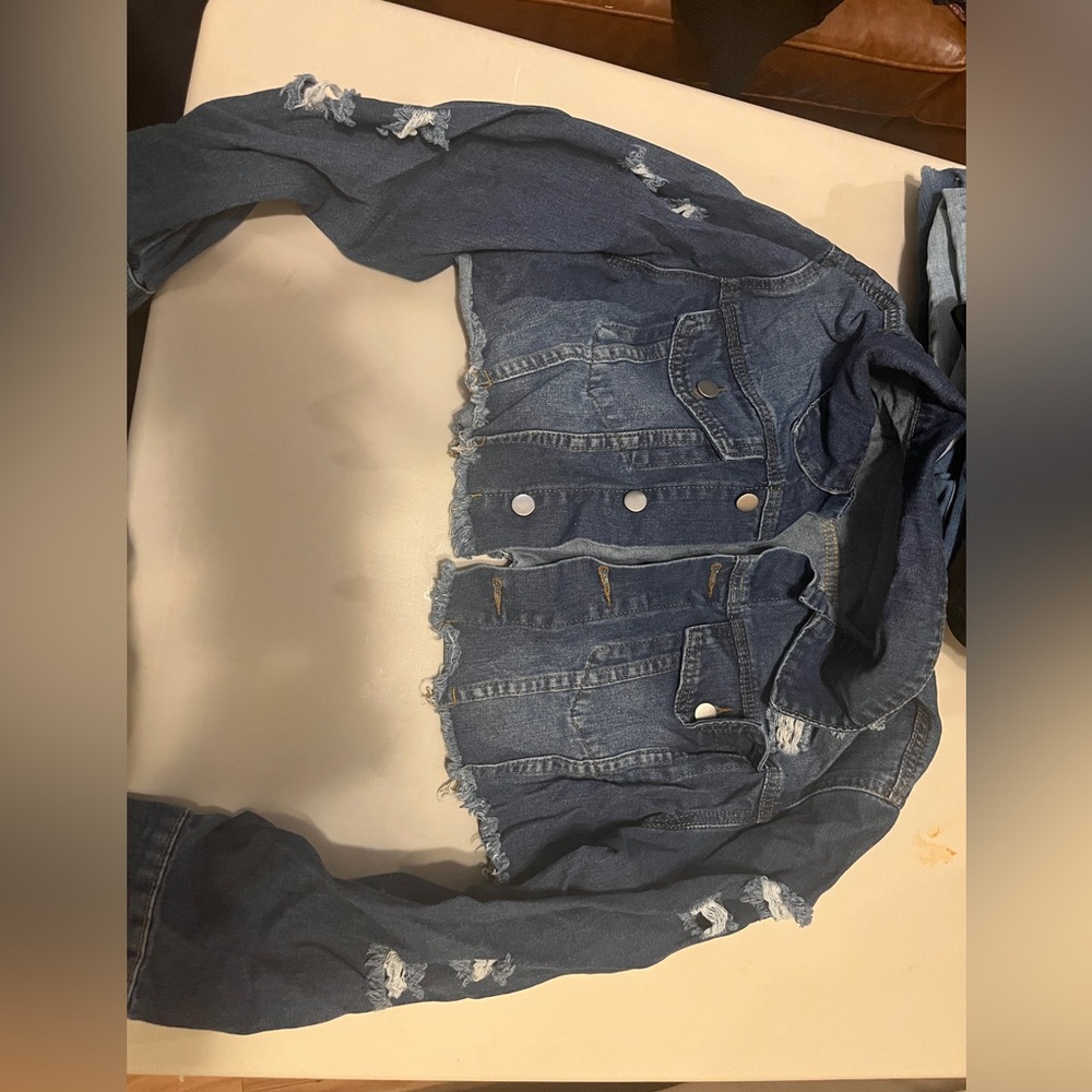 SHEIN Blue Distressed Denim Jacket